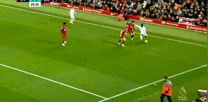 金州勇士巴特勒砍下24分10助攻，鹈鹕锡安25分，双方激烈对决。（勇士巴特勒24分10助攻，鹈鹕锡安25分，激战正酣）