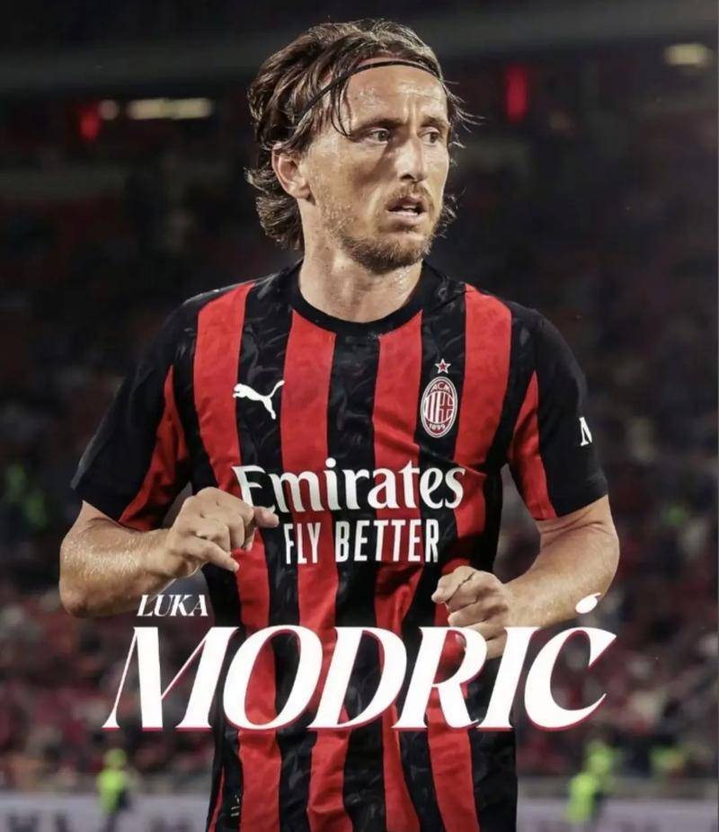 每体：拉菲尼亚可能在周末联赛回归名单，但可能不会上场（每体：拉菲尼亚有望周末联赛回归大名单，但出场成疑）