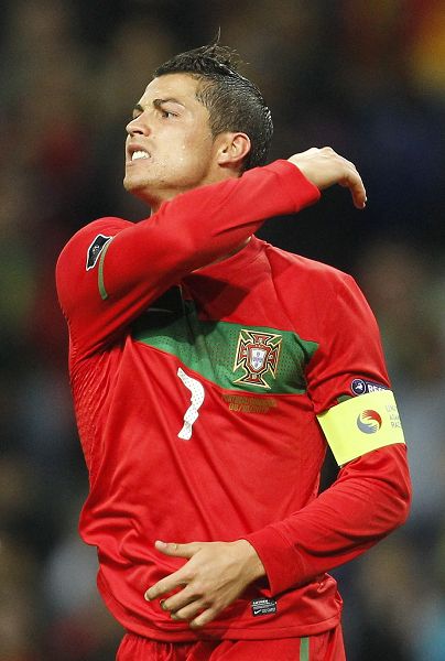 范戴克：点球非常明显；科纳特的进球也应该被确认有效（范戴克称点球明显，科纳特进球应判有效）