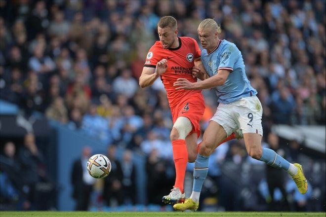 CBA杯八强出炉！沪粤巅峰对决 京辽疆爆冷出局！黑马全胜晋级（CBA杯八强揭晓：沪粤上演巅峰之战，京辽疆爆冷出局，黑马全胜晋级）