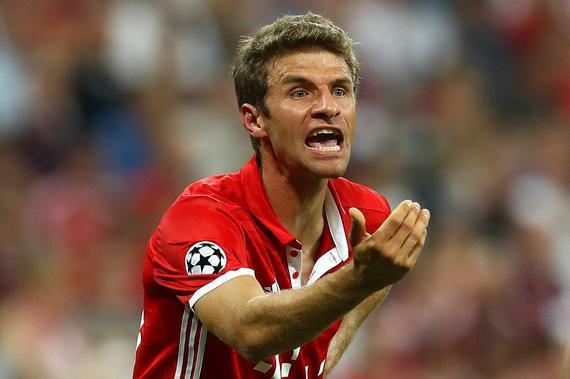 西甲战报：斯威德伯格梅开二度，九人皇马0-2塞尔塔（西甲快讯：斯威德伯格双响，皇马九人作战0-2负塞尔塔）